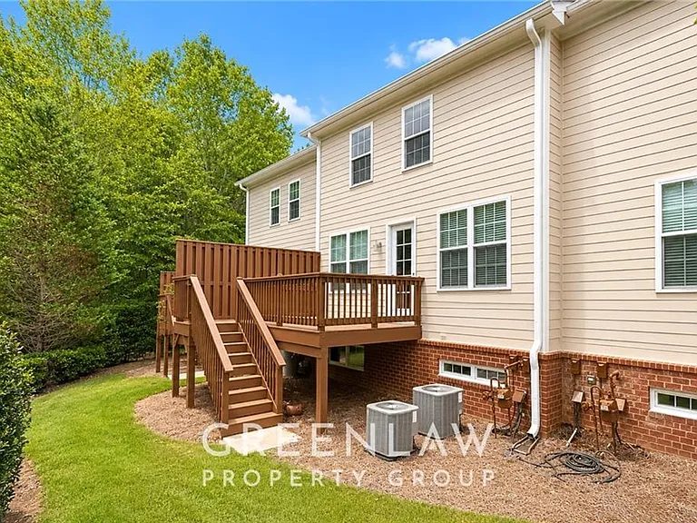 7403 Lowery Oak Dr — Photo 41