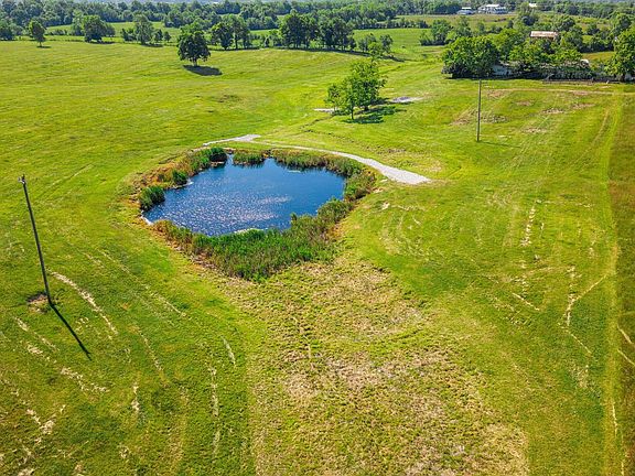 5th image of 2083 Clintonville Rd
