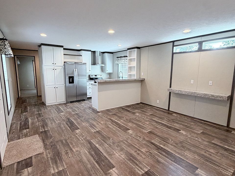 1st image of 2099 Outer Rd #161