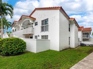 Point Lake, Miami, FL 33193