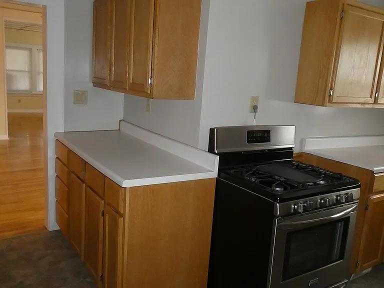314 Saratoga St #A — Photo 5