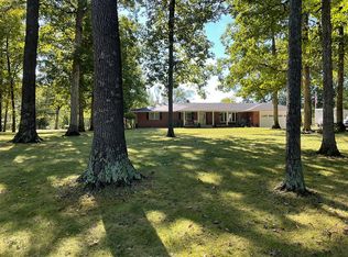 16294 N Briarwood Dr, Effingham, IL 62401