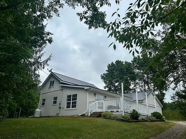 1718 Stanton Hill Rd, Russell, PA 16345