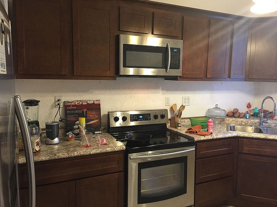 1st image of 5065 Kensington Ave