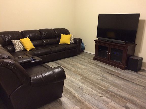 4th image of 104 E Granger Pl