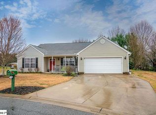 208 Hill View Ct, Easley, SC 29642