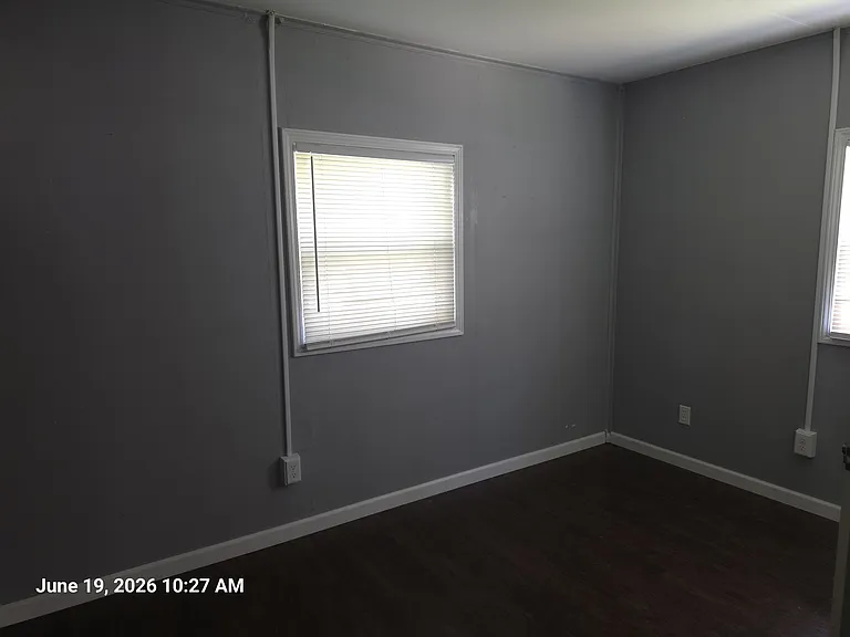814 Josephine St — Photo 6