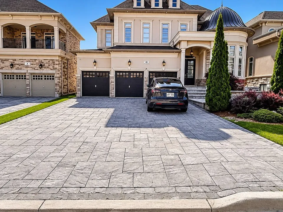 10 Virtue Cres #LOWER