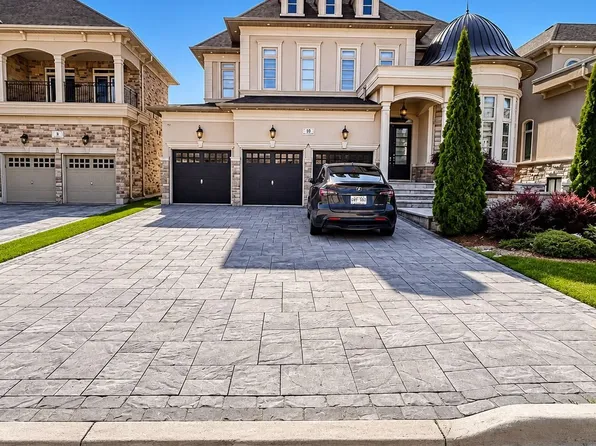 10 Virtue Cres, Vaughan, ON L4H 4C3