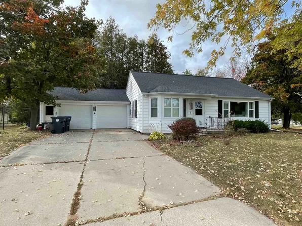 405 Wisconsin Ave, Denmark, WI 54208