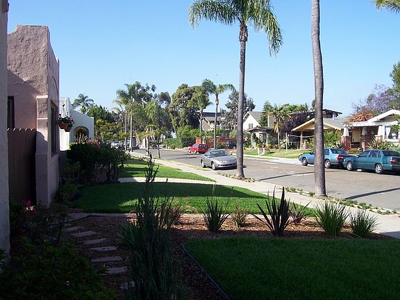 1/2 blk to Balboa Park