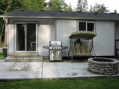2nd image of 3136 Glacier Ln