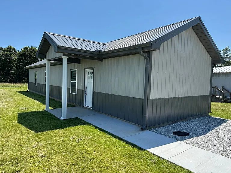 7375 Hercules Ln — Photo 1