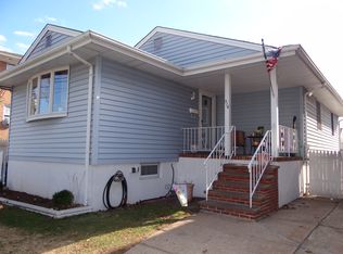 914 Worth Ave, Linden, NJ 07036