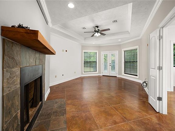 3rd image of 116 Don Ln