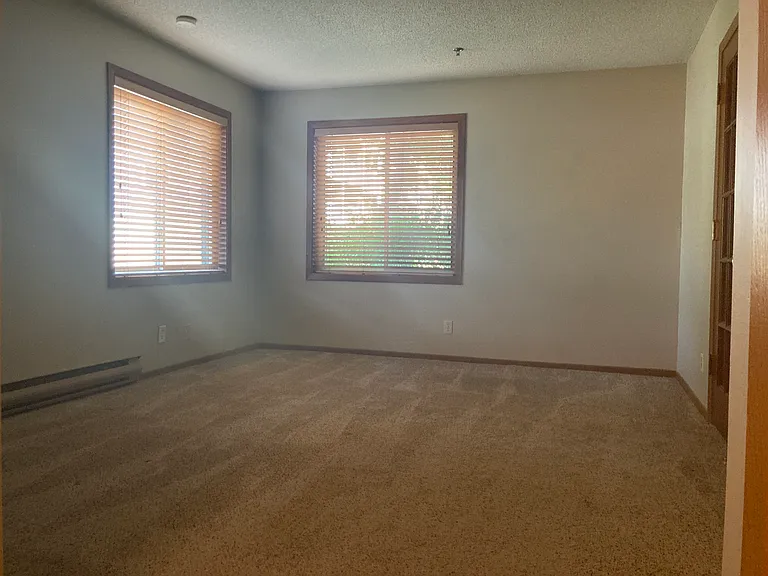 2150 Ridge Dr #12 — Photo 6