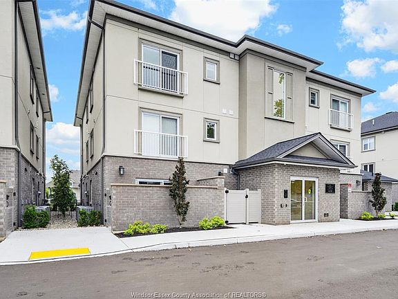 4th image of 215-B Lesperance Rd #215-202B
