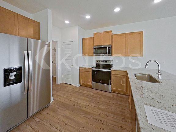 5th image of 6137 Taramore Ln NW