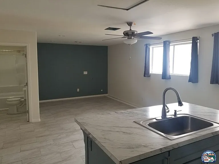 1276 Aurora Dr — Photo 9