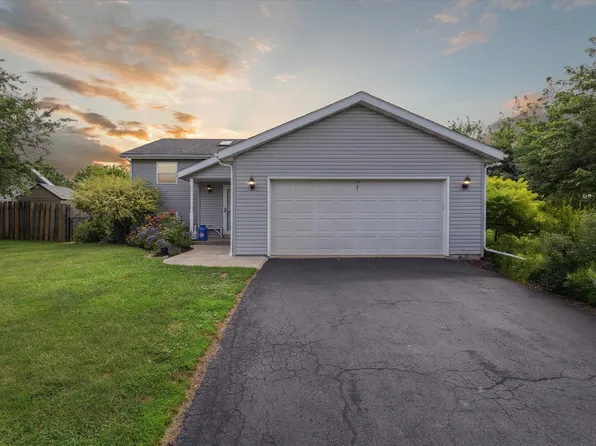 1418 16th Ave, Belvidere, IL 61008