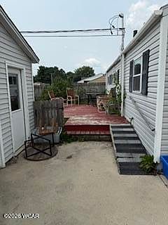 4th image of 729 Lake Ave
