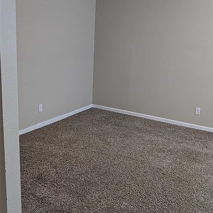 3rd image of 4305 Clemson Dr