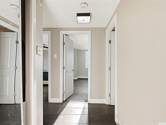 4th image of UNIT 1207-320 5th AVENUE N
