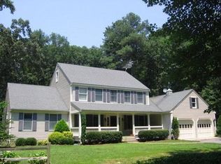 285 Clark Point Dr, White Stone, VA 22578