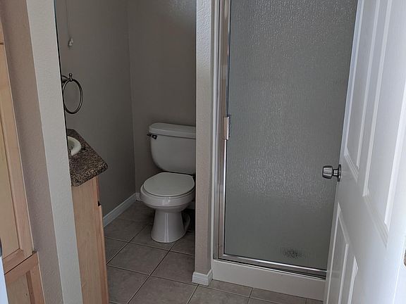 4th image of 3523 Vancouver Ave