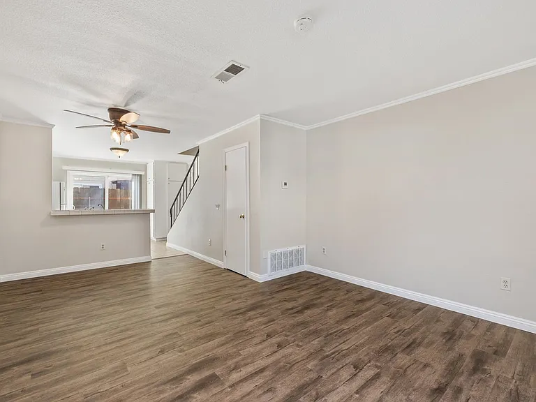 10187 Peaceful Ct — Photo 5