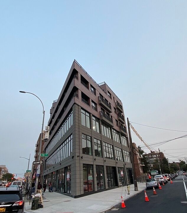 1st image of 4015 74th St #5C