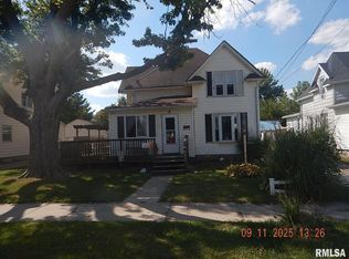 921 N Tremont St, Kewanee, IL 61443