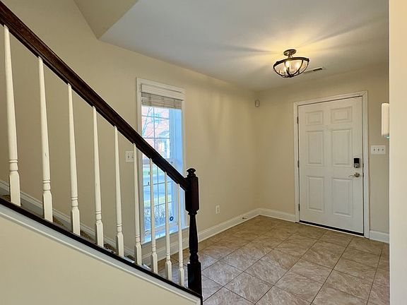3rd image of 304 Parkin St