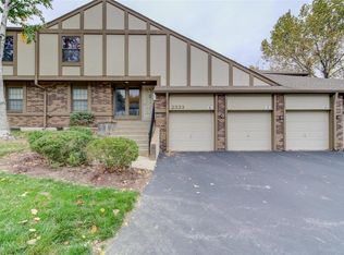 2333 Seven Pines Dr UNIT 8, Saint Louis, MO 63146
