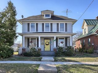 241 Park Ave, Hummelstown, PA 17036