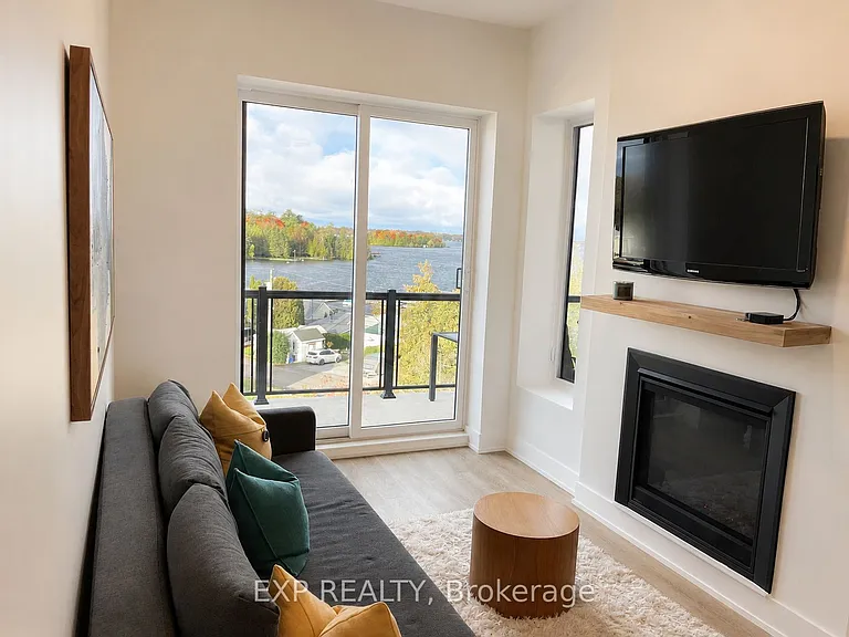19 West St N #Penthouse 2 — Photo 9