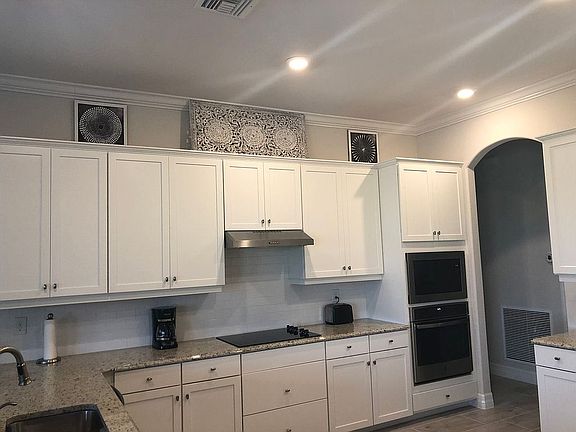 5th image of 19034 Elston Way