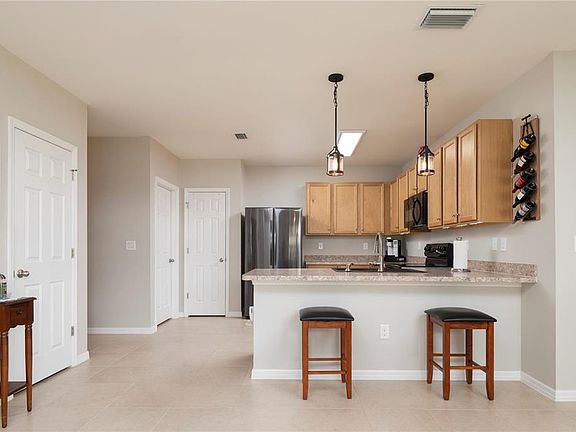 5th image of 7578 W Lenox Cir