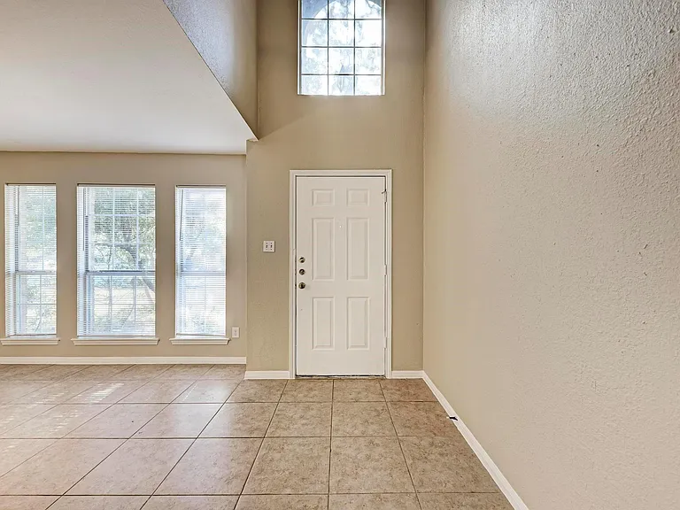 2351 Wright Cir — Photo 19