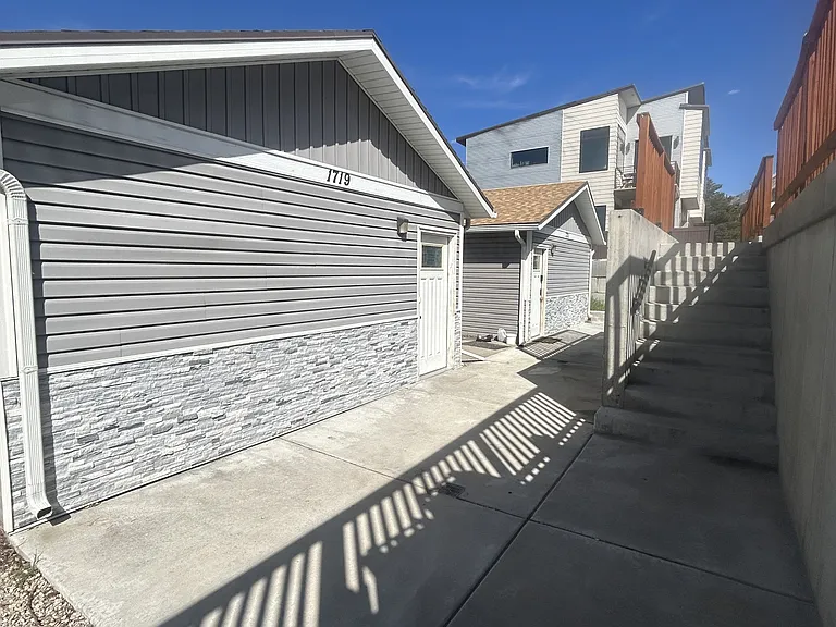 1719 E Fort Union Blvd — Photo 13