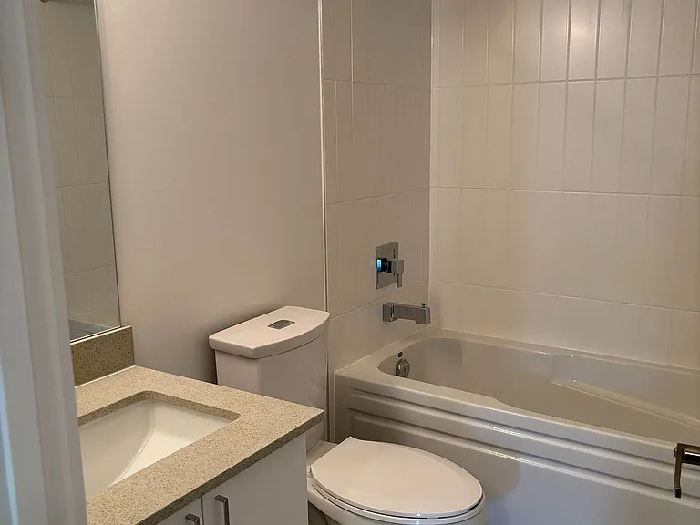1680 Victoria Park Ave #111 — Photo 11