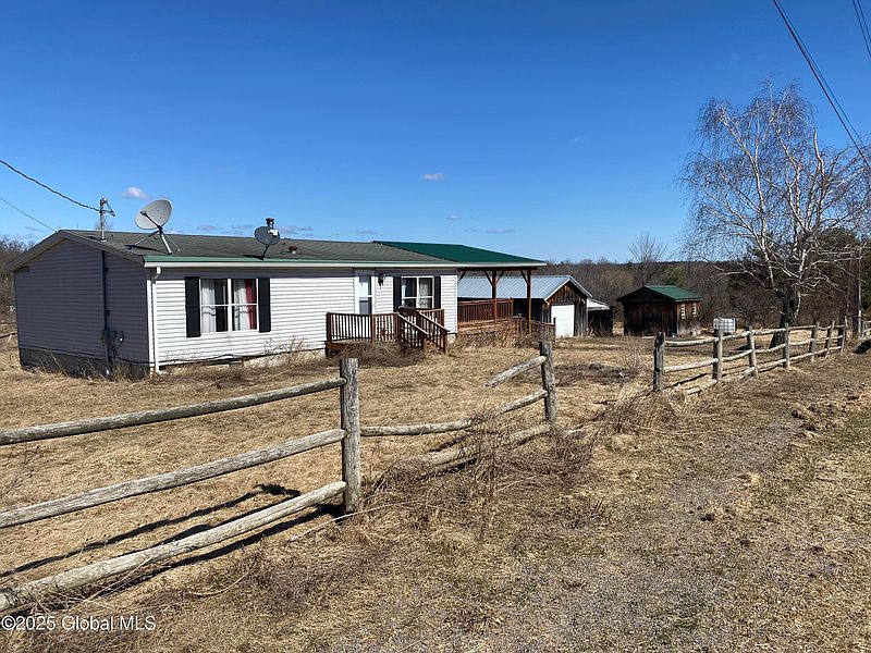 4th image of 414 Indian Trail Road