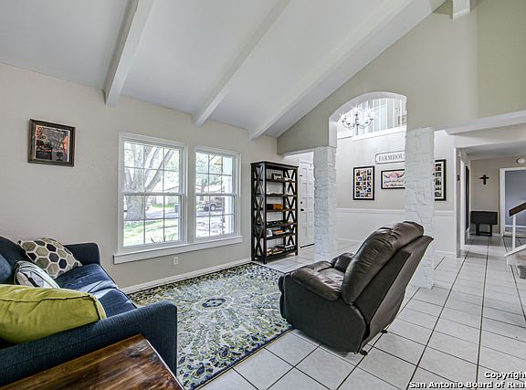 5th image of 3306 Sackville Dr
