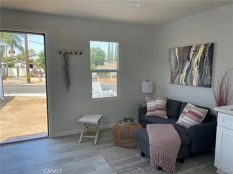 10098 Campbell Ave #4 — Photo 11