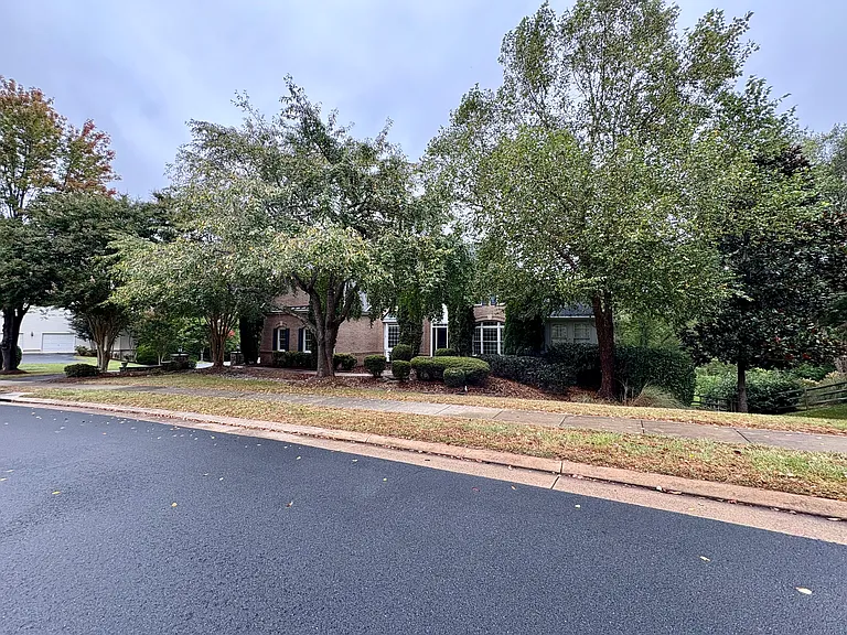 1151 Fieldview Dr — Photo 83