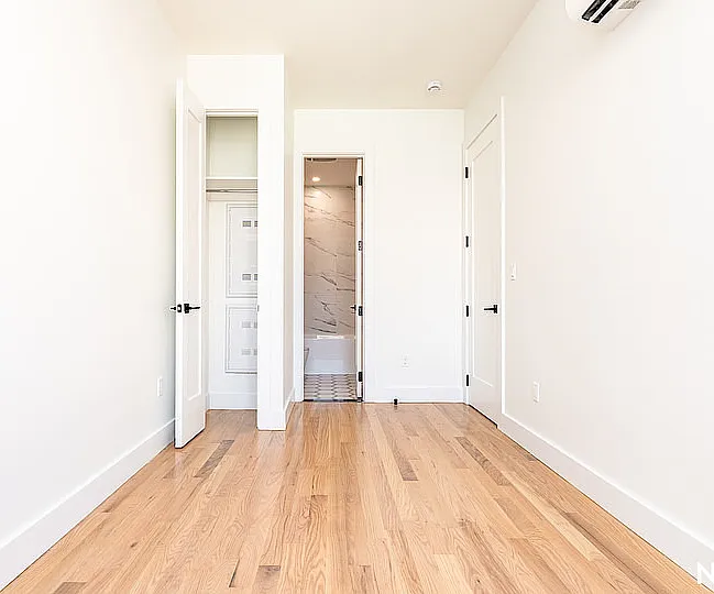489 Grand St #2C — Photo 11