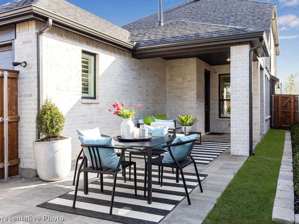 1104 Bolden Ave, Crowley, TX 76036