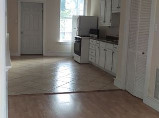 2355 W Grand Ave APT 2R, Chicago, IL 60612