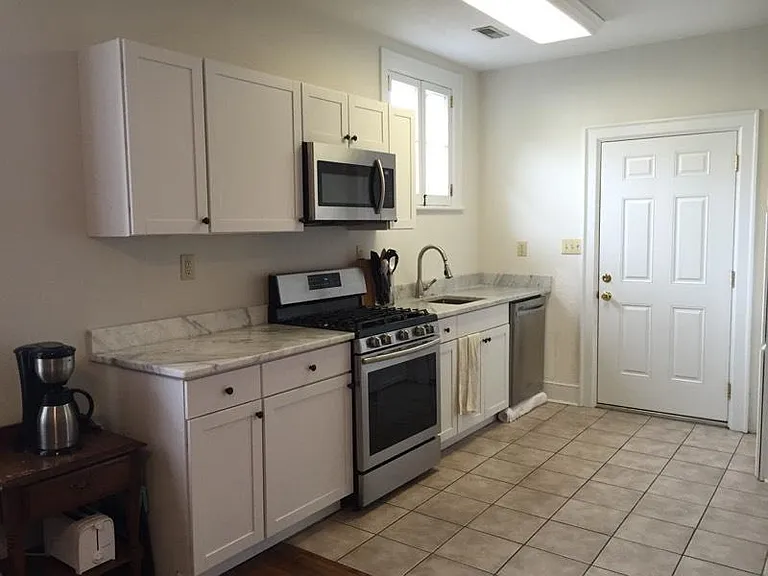 61 Folly Road Blvd — Photo 3