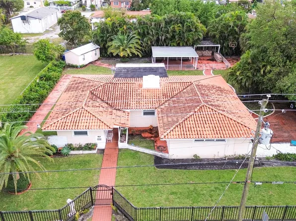 2260 NW 50th St, Miami, FL 33142